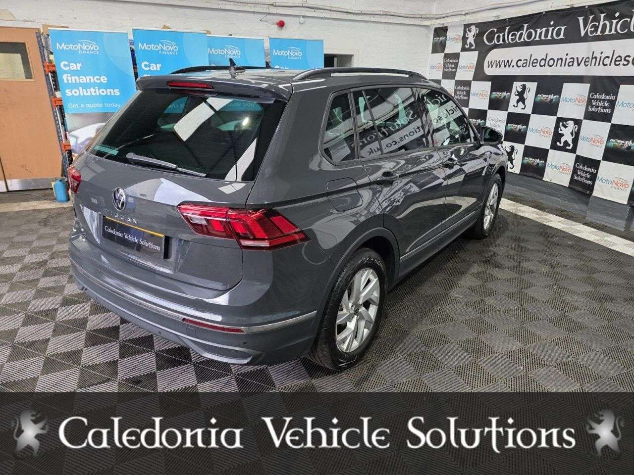 2022 VOLKSWAGEN TIGUAN 2022 VOLKSWAGEN TIGUAN