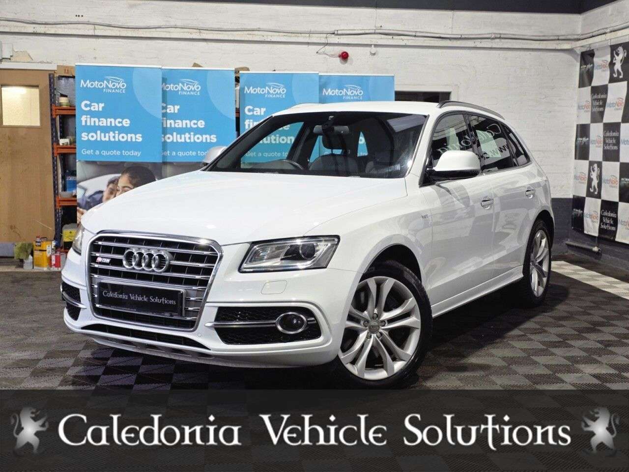 A 2016 AUDI SQ5 3.0 BiTDI V6 SUV 5dr Diesel Tiptronic quattro Euro 6 (s/s) (326 ps) A 2016 AUDI SQ5 3.0 BiTDI V6 SUV 5dr Diesel Tiptronic quattro Euro 6 (s/s) (326 ps)