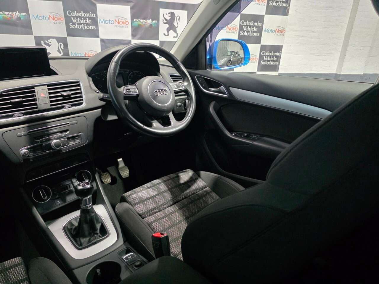 2015 AUDI Q3 2015 AUDI Q3