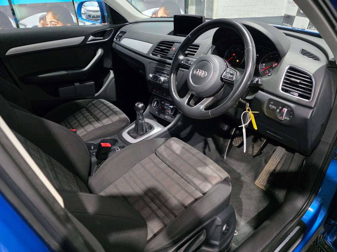 2015 AUDI Q3 2015 AUDI Q3