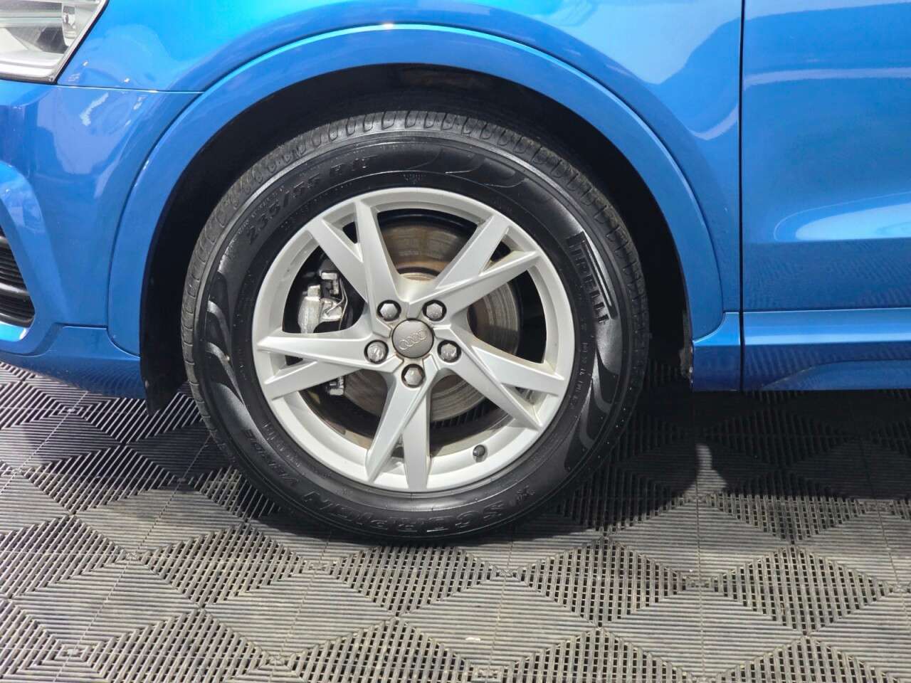 2015 AUDI Q3 2015 AUDI Q3