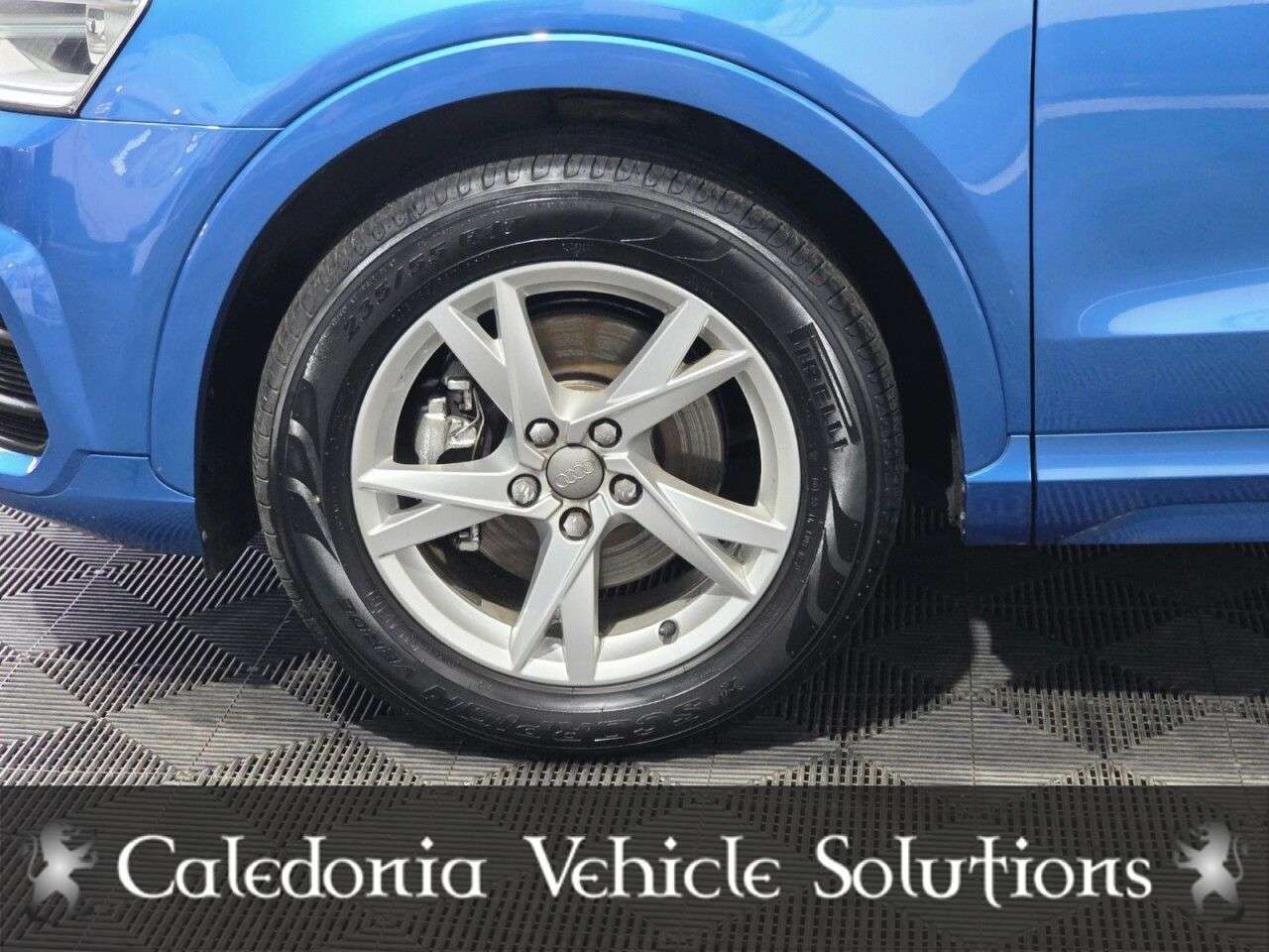 2015 AUDI Q3 2015 AUDI Q3