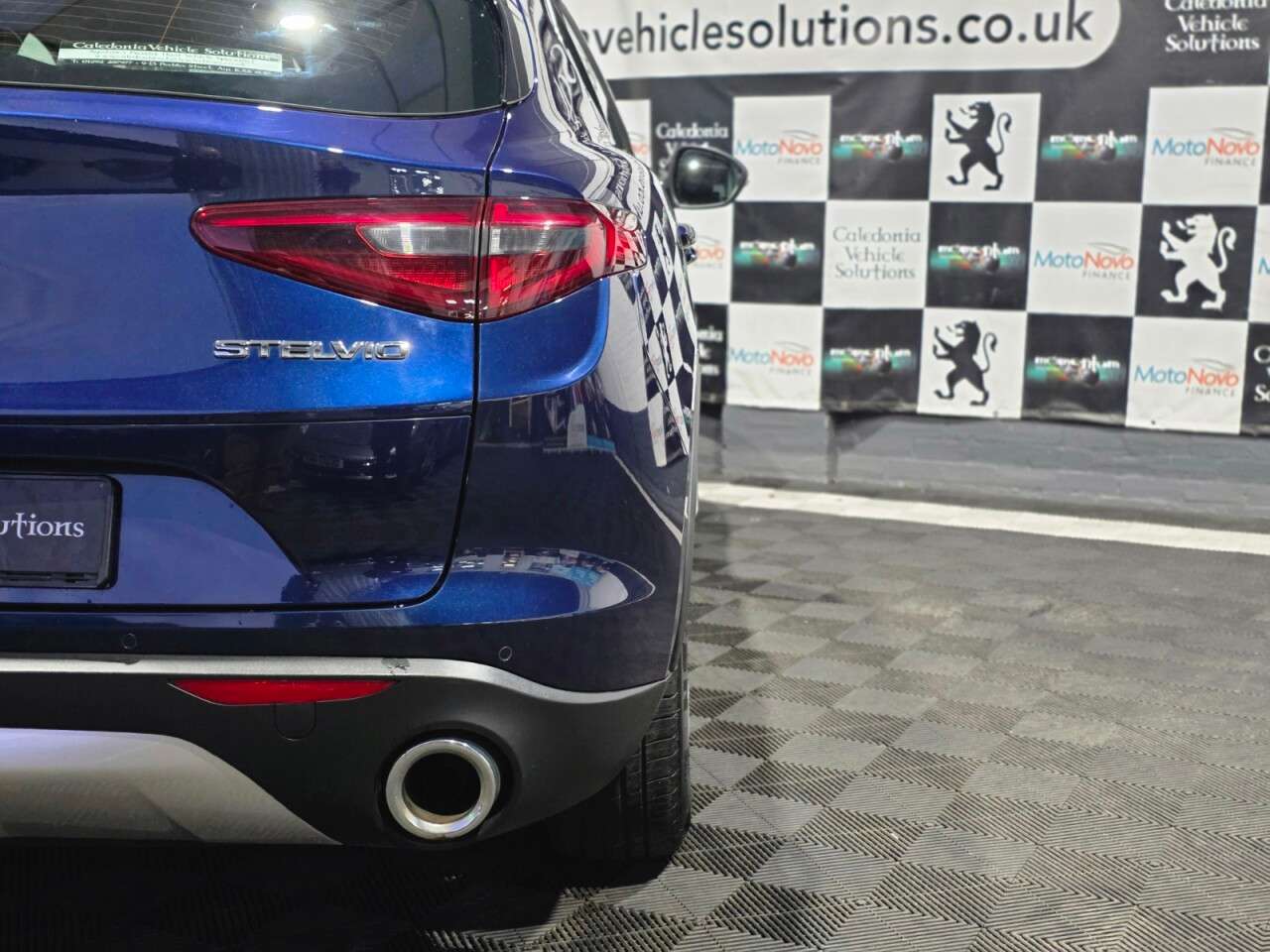 2018 ALFA ROMEO STELVIO 2018 ALFA ROMEO STELVIO