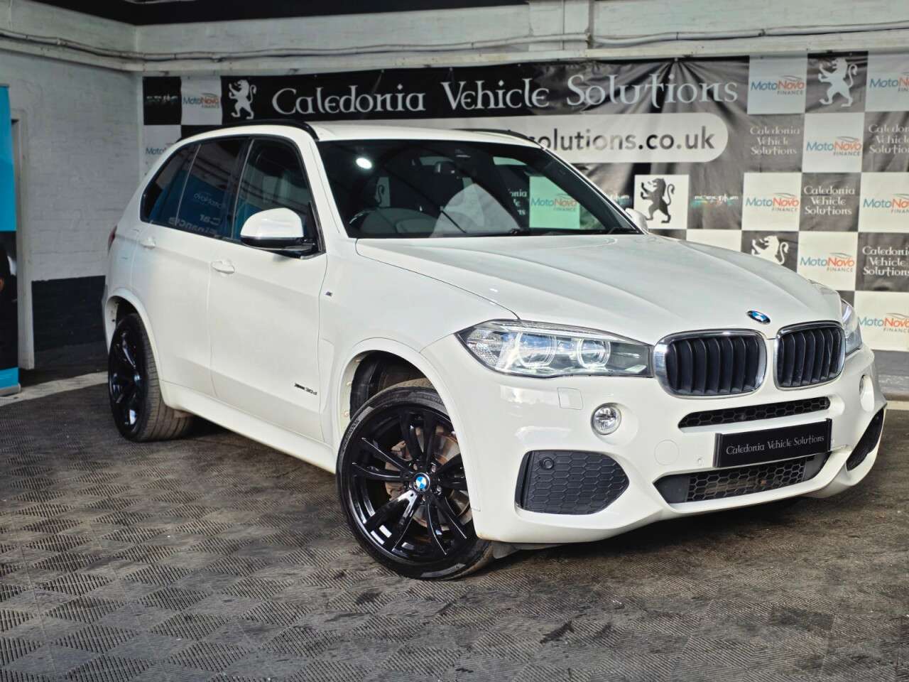 A 2015 BMW X5 3.0 30d M Sport SUV 5dr Diesel Auto xDrive Euro 6 (s/s) (258 ps) A 2015 BMW X5 3.0 30d M Sport SUV 5dr Diesel Auto xDrive Euro 6 (s/s) (258 ps)