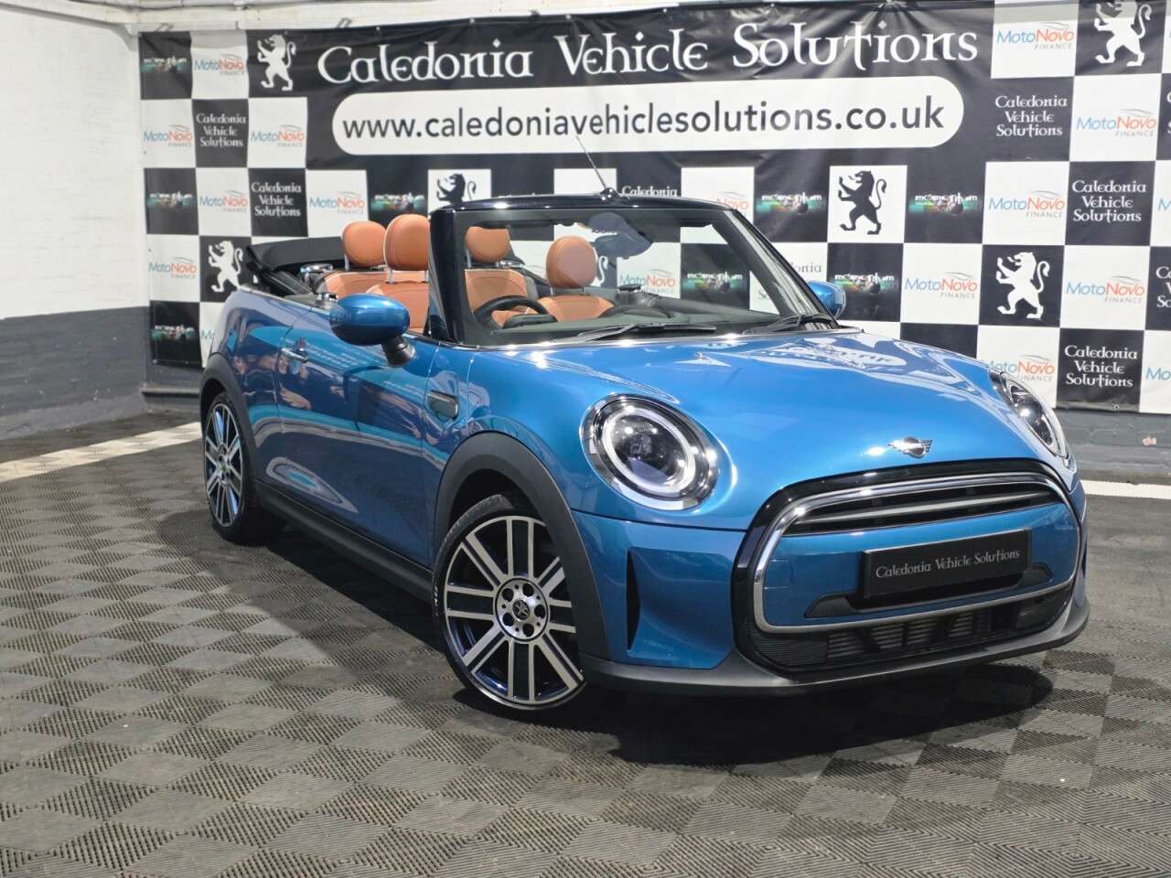 A 2022 MINI CONVERTIBLE 1.5 Cooper Exclusive Convertible 2dr Petrol Steptronic Euro 6 (s/s) (136 ps A 2022 MINI CONVERTIBLE 1.5 Cooper Exclusive Convertible 2dr Petrol Steptronic Euro 6 (s/s) (136 ps