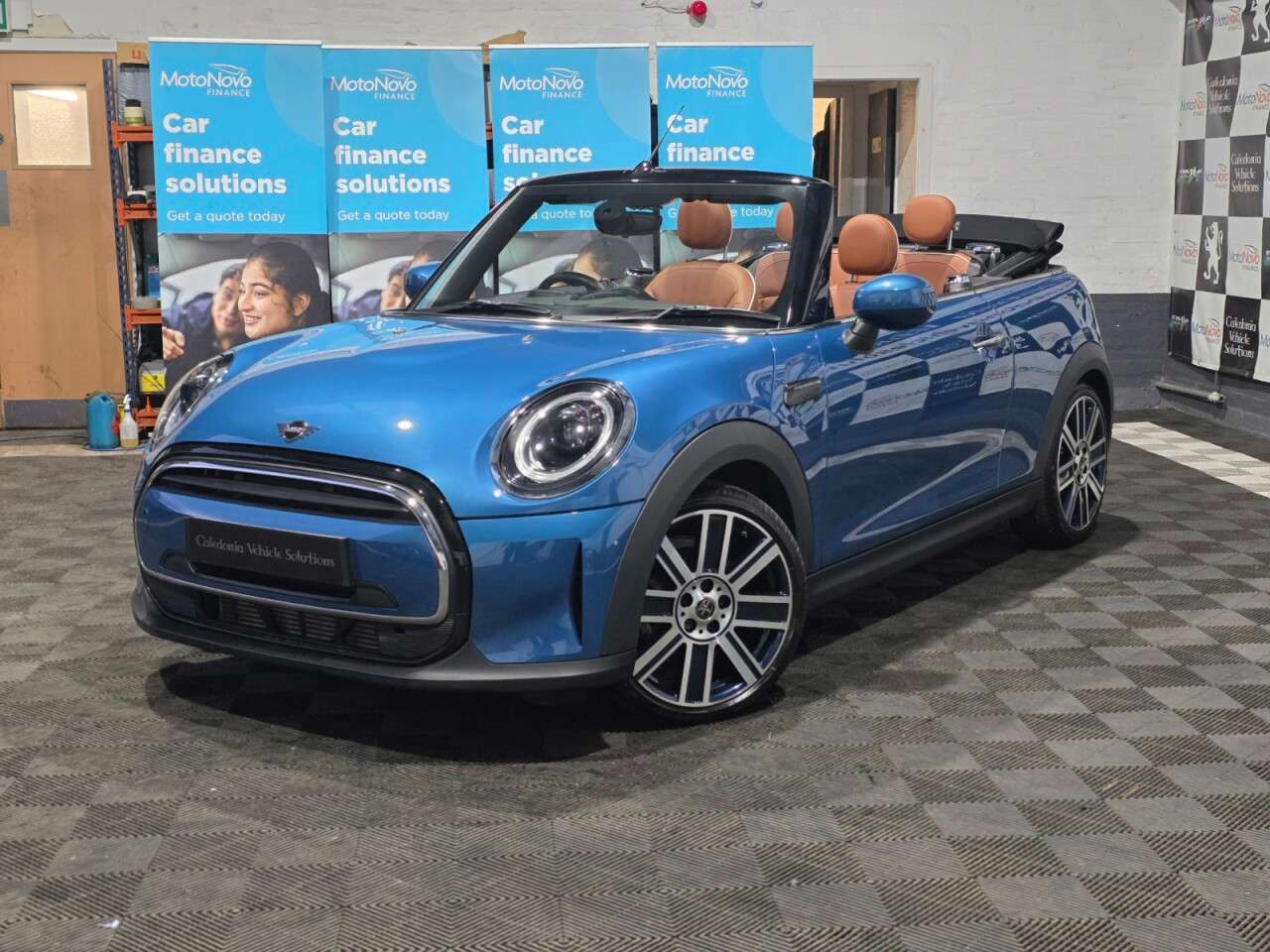 A 2022 MINI CONVERTIBLE 1.5 Cooper Exclusive Convertible 2dr Petrol Steptronic Euro 6 (s/s) (136 ps A 2022 MINI CONVERTIBLE 1.5 Cooper Exclusive Convertible 2dr Petrol Steptronic Euro 6 (s/s) (136 ps