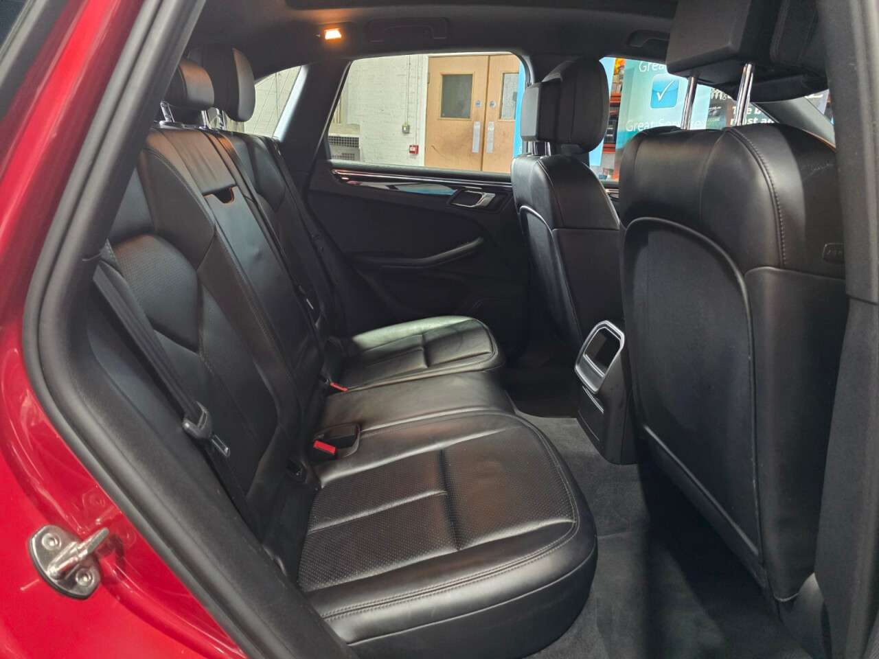 2015 PORSCHE MACAN 2015 PORSCHE MACAN