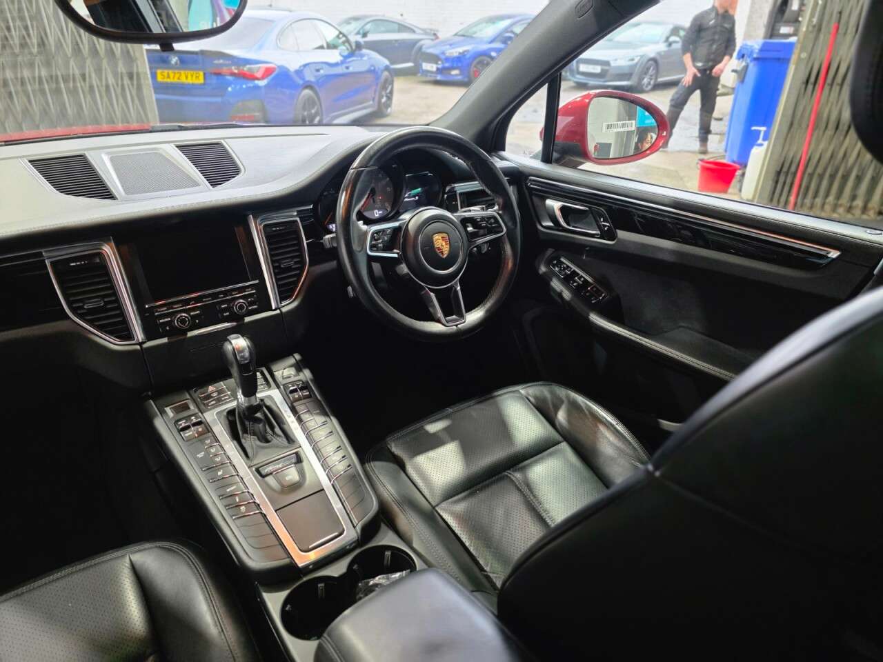 2015 PORSCHE MACAN 2015 PORSCHE MACAN