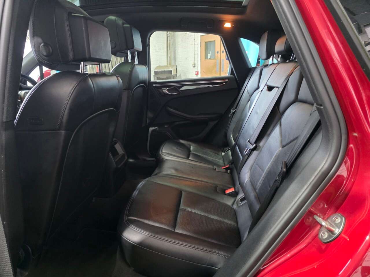 2015 PORSCHE MACAN 2015 PORSCHE MACAN