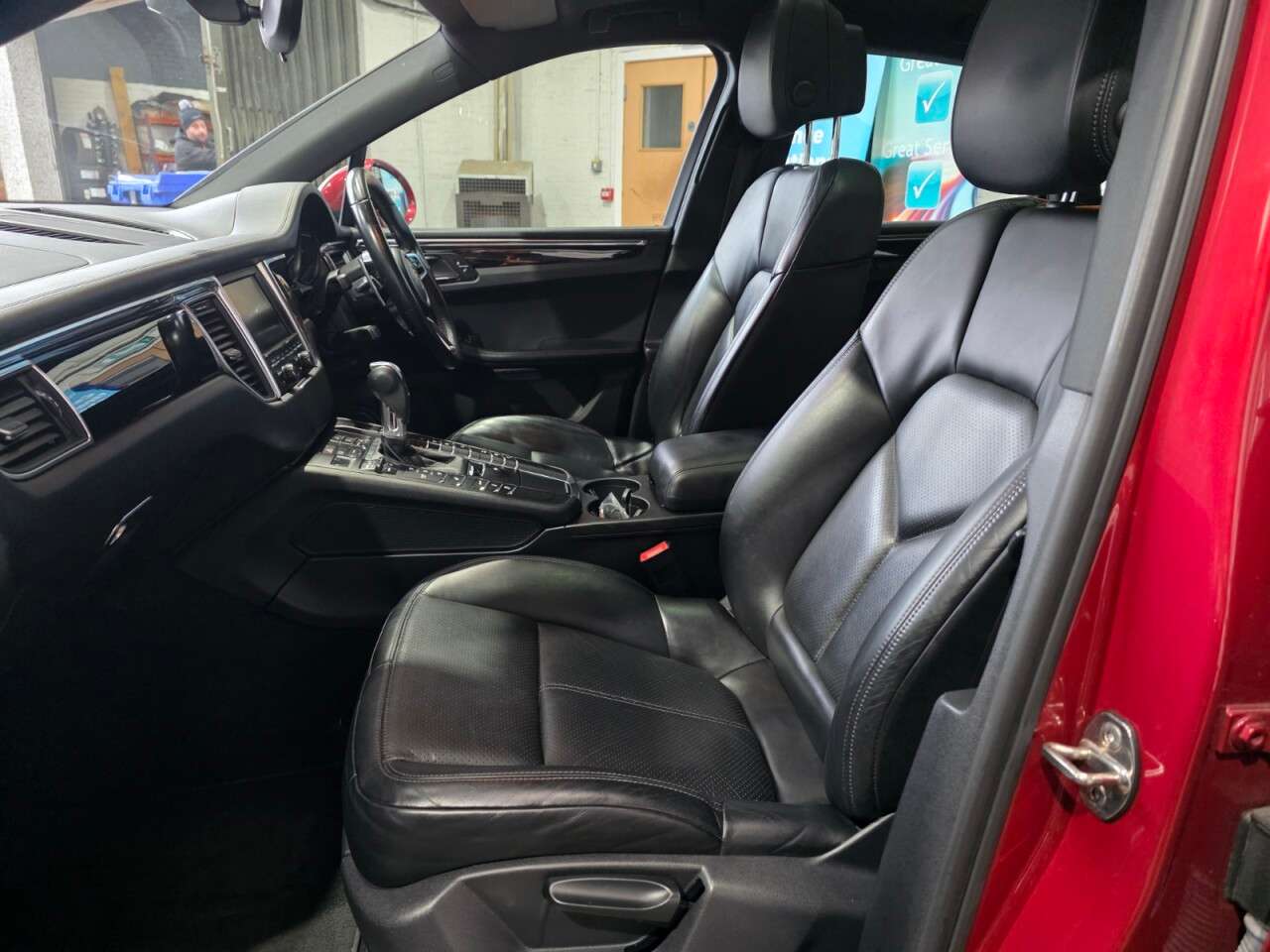 2015 PORSCHE MACAN 2015 PORSCHE MACAN