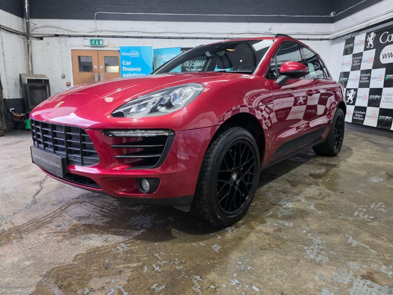 2015 PORSCHE MACAN 2015 PORSCHE MACAN