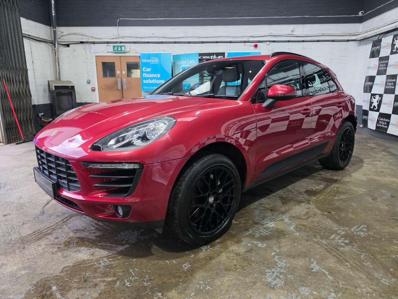 2015 PORSCHE MACAN 2015 PORSCHE MACAN