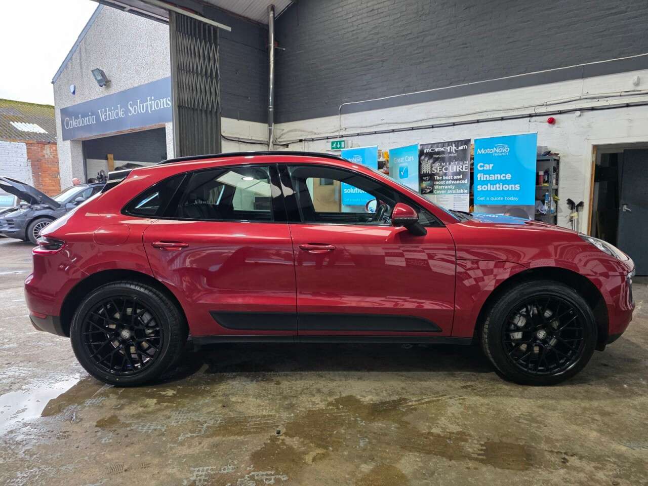 2015 PORSCHE MACAN 2015 PORSCHE MACAN