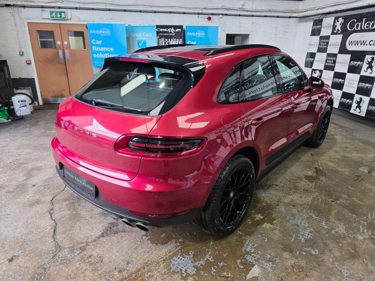 2015 PORSCHE MACAN 2015 PORSCHE MACAN