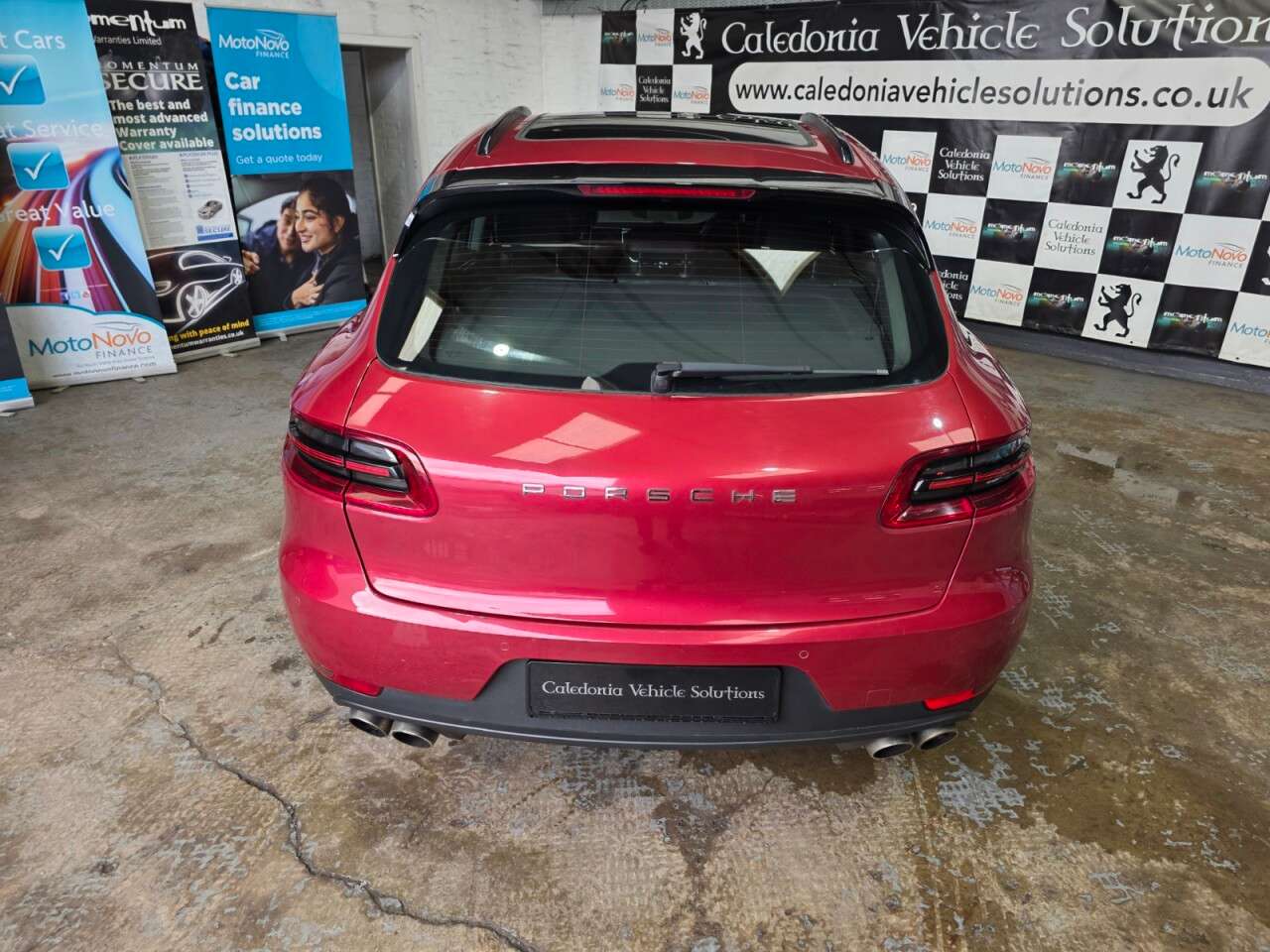 2015 PORSCHE MACAN 2015 PORSCHE MACAN