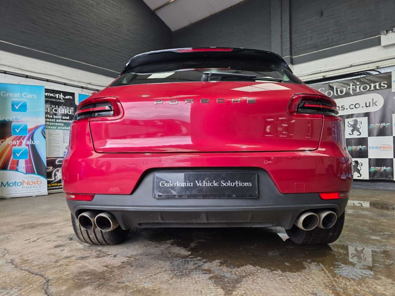 2015 PORSCHE MACAN 2015 PORSCHE MACAN