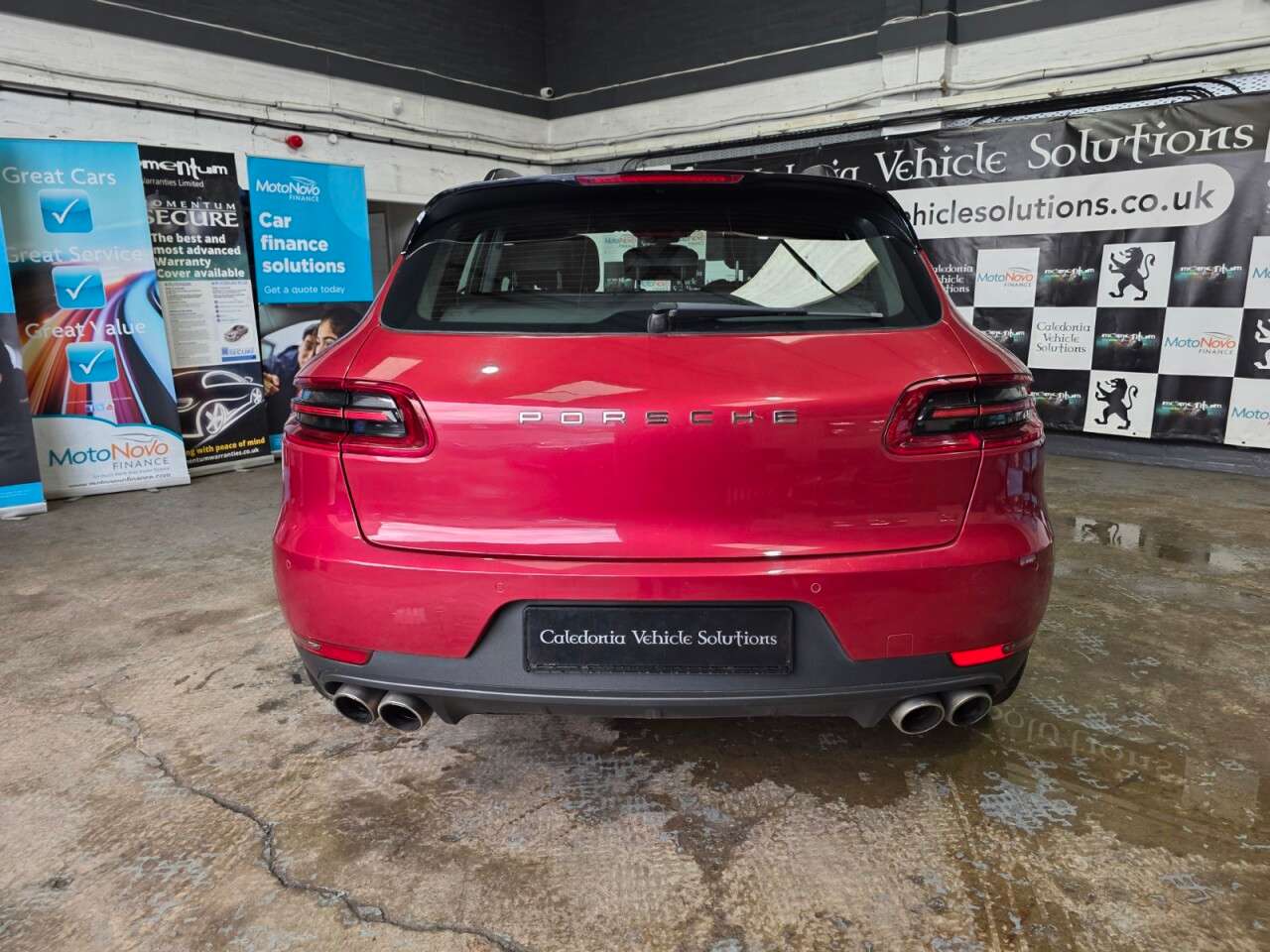 2015 PORSCHE MACAN 2015 PORSCHE MACAN