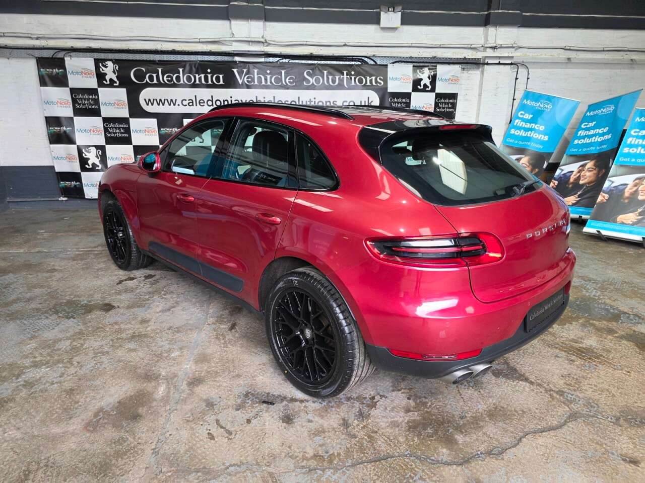 2015 PORSCHE MACAN 2015 PORSCHE MACAN