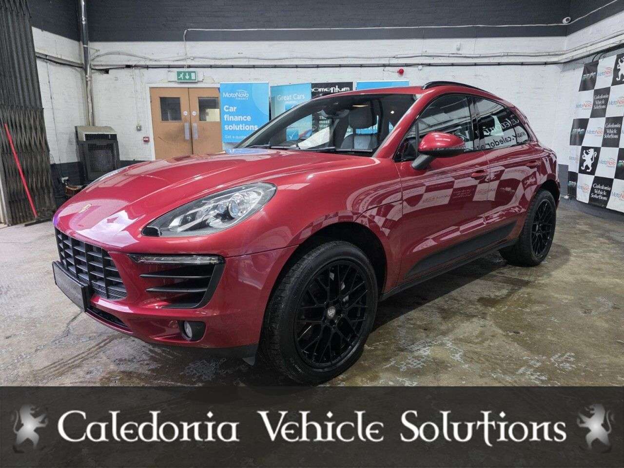 2015 PORSCHE MACAN 2015 PORSCHE MACAN