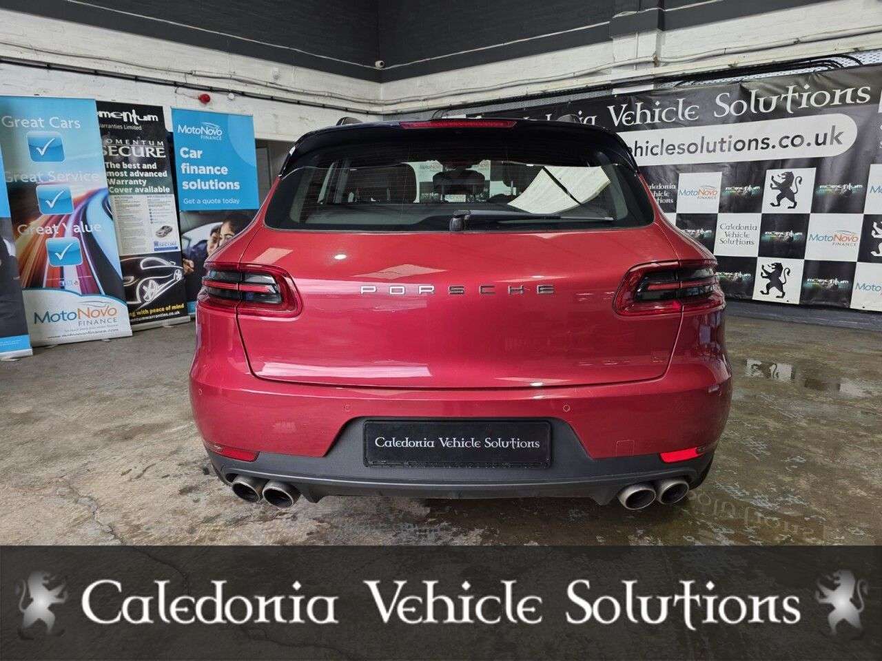 2015 PORSCHE MACAN 2015 PORSCHE MACAN