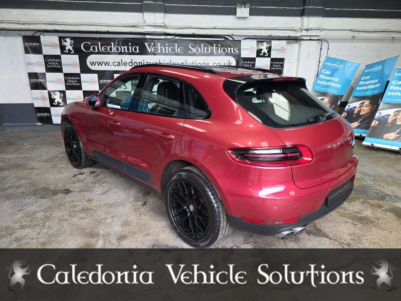 2015 PORSCHE MACAN 2015 PORSCHE MACAN