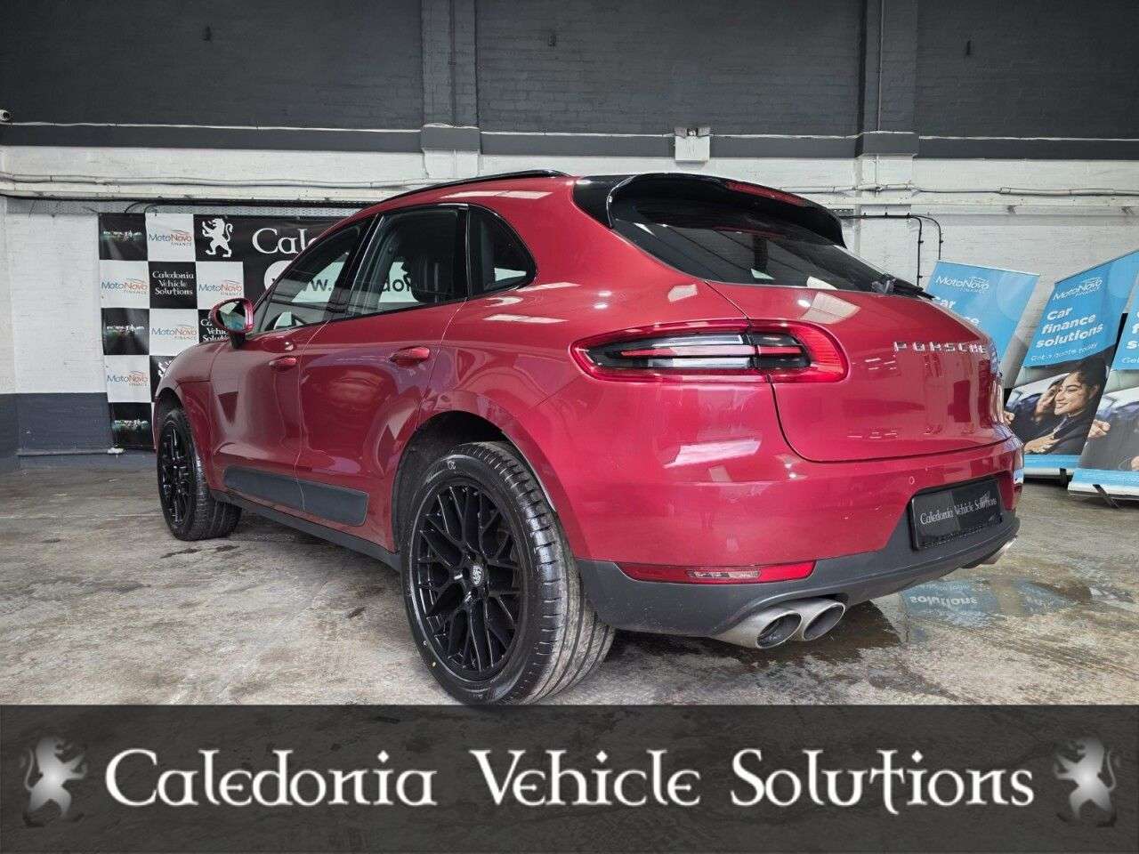 2015 PORSCHE MACAN 2015 PORSCHE MACAN