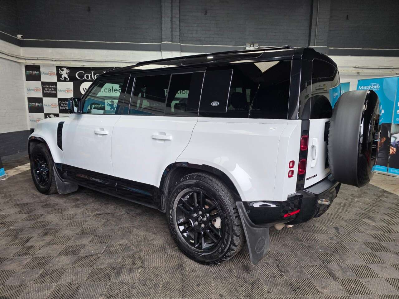 2021 LAND ROVER DEFENDER 2021 LAND ROVER DEFENDER