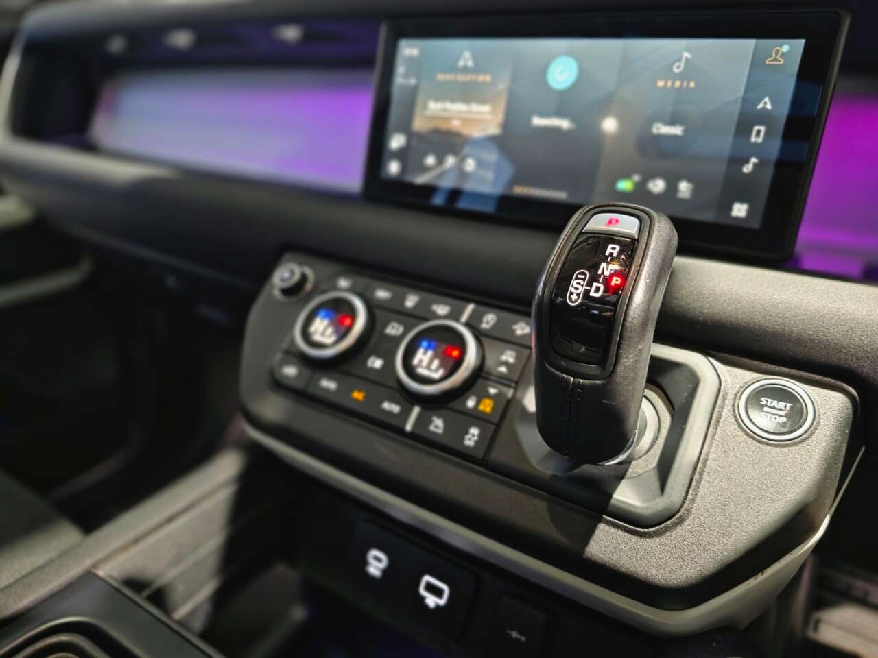 2020 LAND ROVER DEFENDER 2020 LAND ROVER DEFENDER