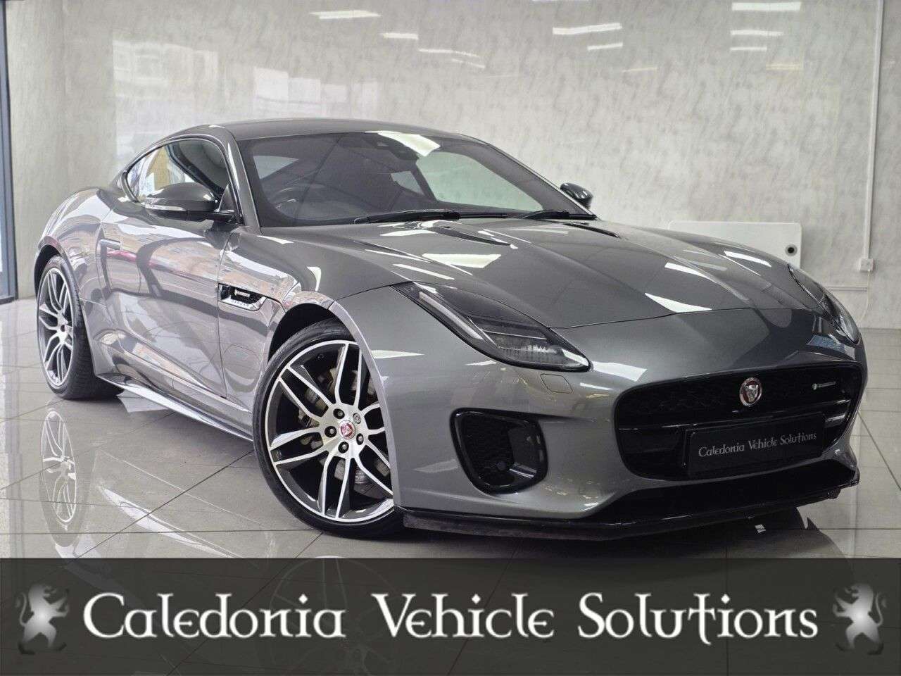 A 2018 JAGUAR F-TYPE 3.0 V6 R-Dynamic Coupe 2dr Petrol Auto Euro 6 (s/s) (340 ps) A 2018 JAGUAR F-TYPE 3.0 V6 R-Dynamic Coupe 2dr Petrol Auto Euro 6 (s/s) (340 ps)