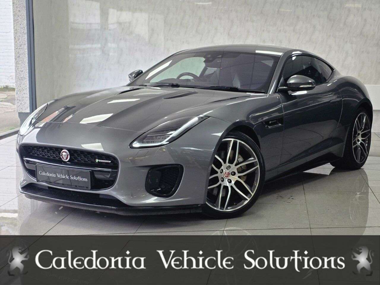 A 2018 JAGUAR F-TYPE 3.0 V6 R-Dynamic Coupe 2dr Petrol Auto Euro 6 (s/s) (340 ps) A 2018 JAGUAR F-TYPE 3.0 V6 R-Dynamic Coupe 2dr Petrol Auto Euro 6 (s/s) (340 ps)