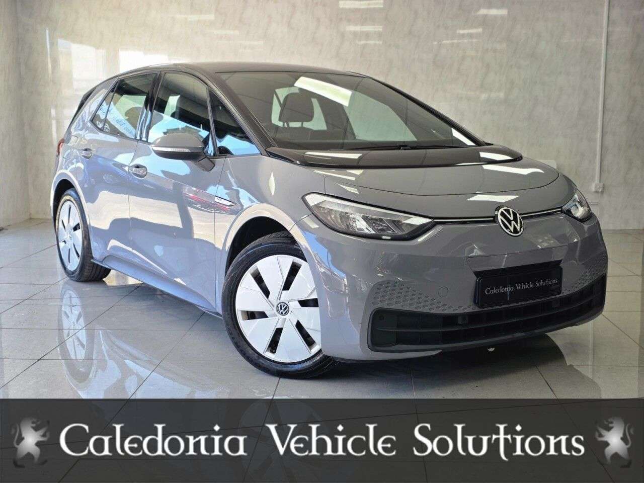 A 2021 VOLKSWAGEN ID.3 Pro Performance 58kWh Life Hatchback 5dr Electric Auto (204 ps) A 2021 VOLKSWAGEN ID.3 Pro Performance 58kWh Life Hatchback 5dr Electric Auto (204 ps)