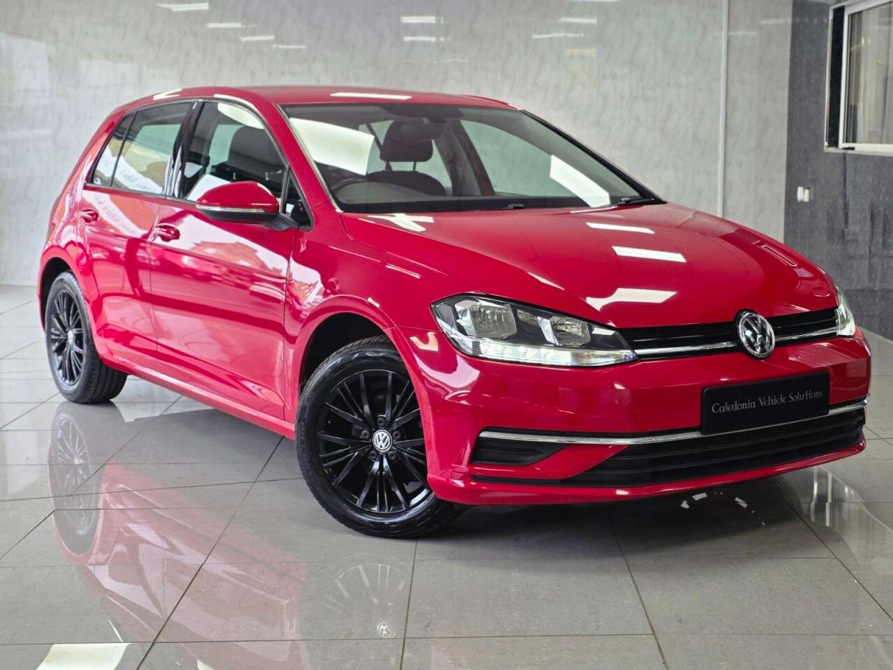 A 2017 VOLKSWAGEN GOLF 1.0 TSI SE Nav Hatchback 5dr Petrol Manual Euro 6 (s/s) (110 bhp) A 2017 VOLKSWAGEN GOLF 1.0 TSI SE Nav Hatchback 5dr Petrol Manual Euro 6 (s/s) (110 bhp)