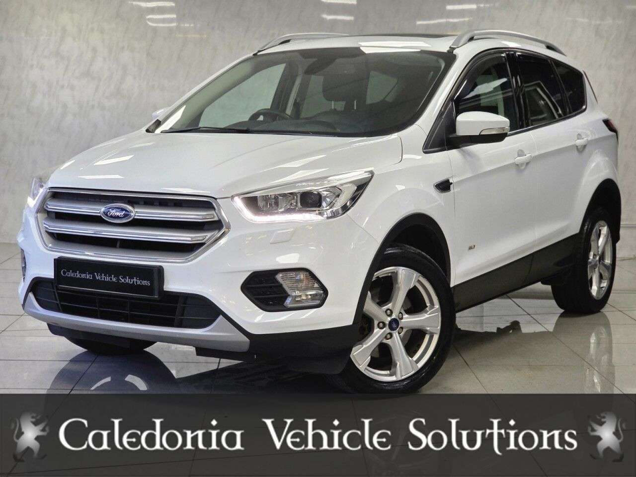 A 2018 FORD KUGA 2.0 TDCi Titanium X SUV 5dr Diesel Manual AWD Euro 6 (s/s) (180 ps) A 2018 FORD KUGA 2.0 TDCi Titanium X SUV 5dr Diesel Manual AWD Euro 6 (s/s) (180 ps)