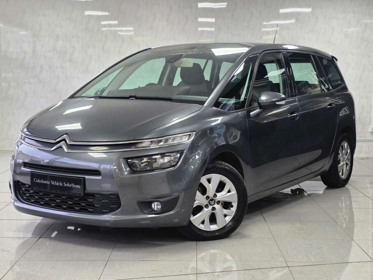 A 2015 CITROEN GRAND C4 PICASSO 1.6 e-HDi VTR+ MPV 5dr Diesel ETG6 Euro 5 (s/s) (90 ps) A 2015 CITROEN GRAND C4 PICASSO 1.6 e-HDi VTR+ MPV 5dr Diesel ETG6 Euro 5 (s/s) (90 ps)