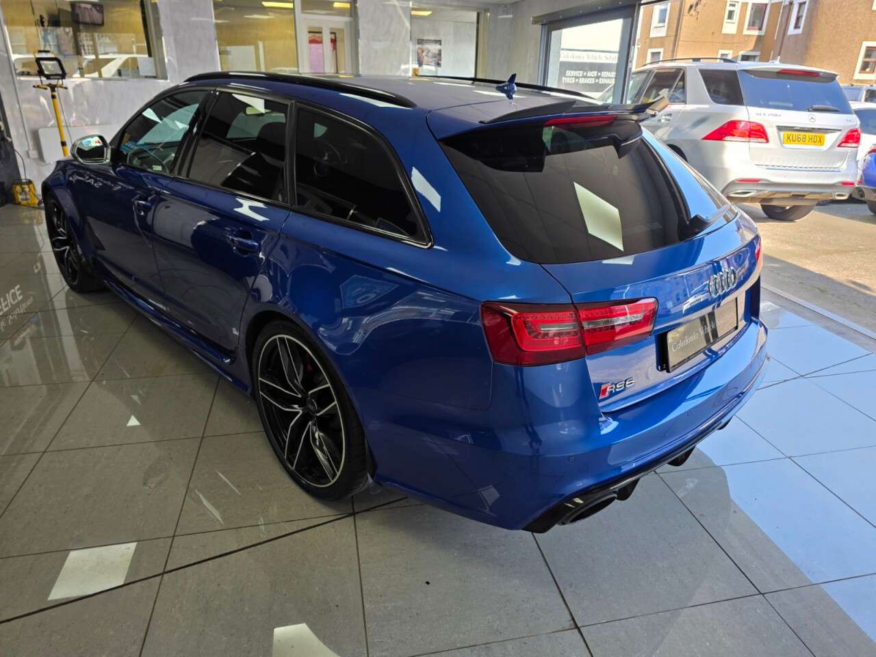 2014 AUDI RS6 AVANT 2014 AUDI RS6 AVANT