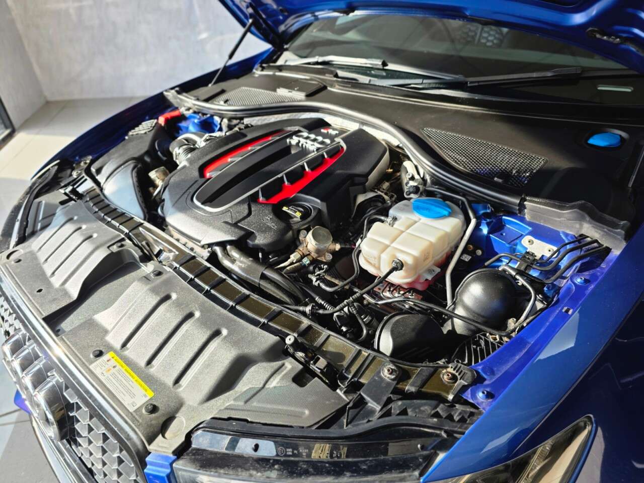 2014 AUDI RS6 AVANT 2014 AUDI RS6 AVANT