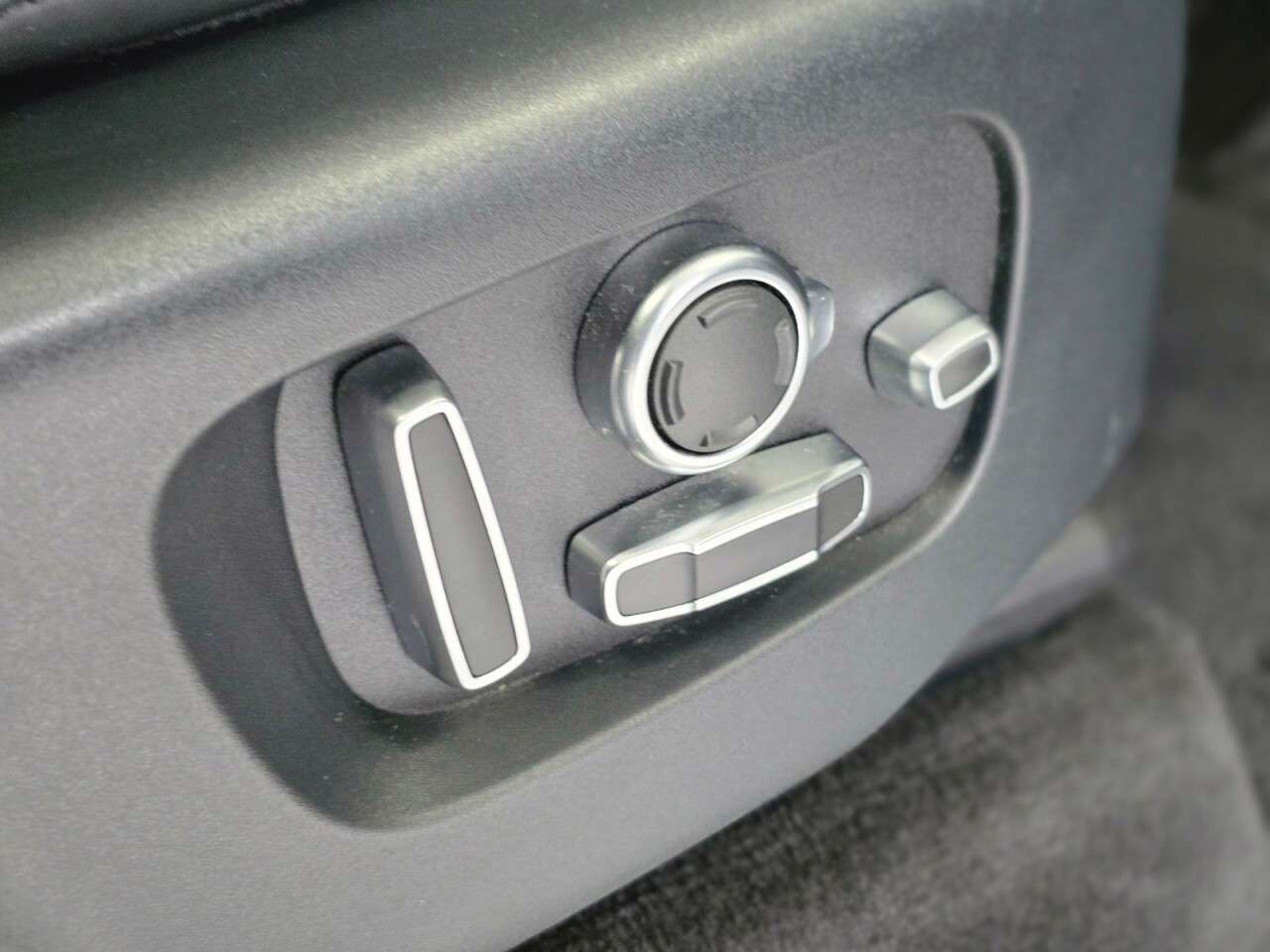 2020 LAND ROVER RANGE ROVER SPORT 2020 LAND ROVER RANGE ROVER SPORT