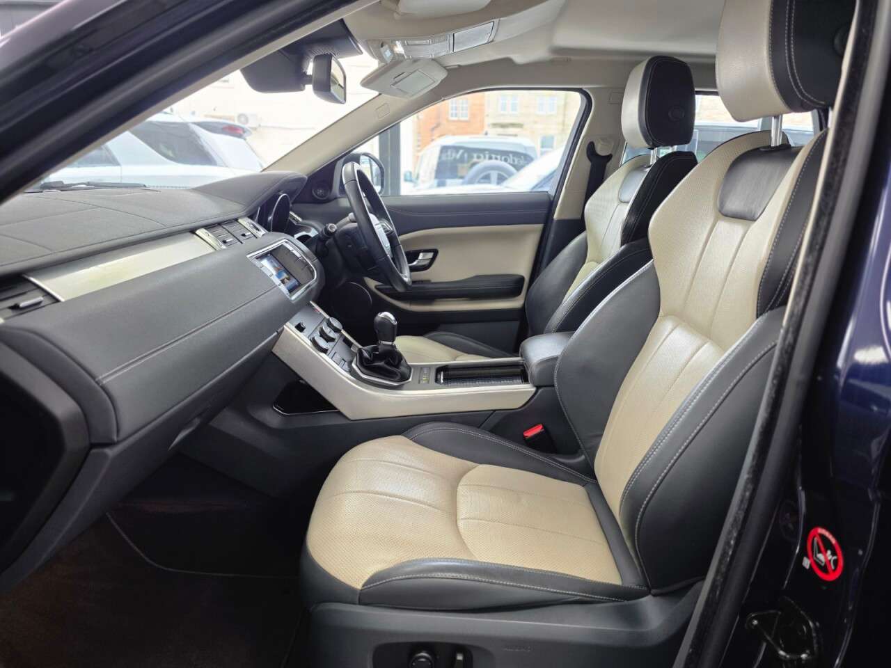 2017 LAND ROVER RANGE ROVER EVOQUE 2017 LAND ROVER RANGE ROVER EVOQUE