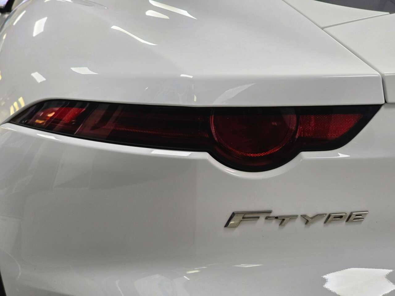 2019 JAGUAR F-TYPE 2019 JAGUAR F-TYPE