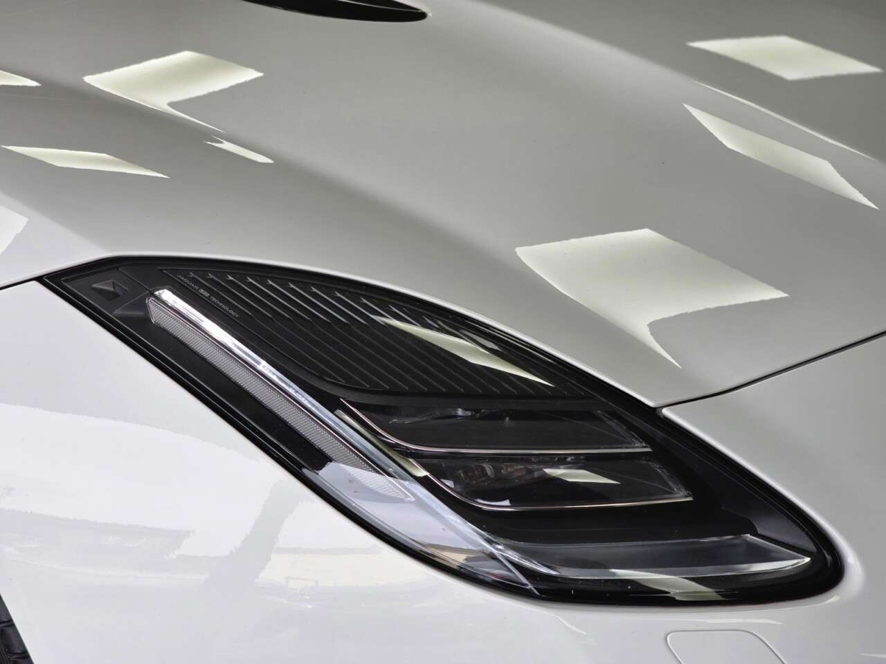 2019 JAGUAR F-TYPE 2019 JAGUAR F-TYPE