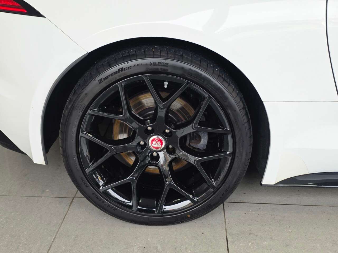 2019 JAGUAR F-TYPE 2019 JAGUAR F-TYPE