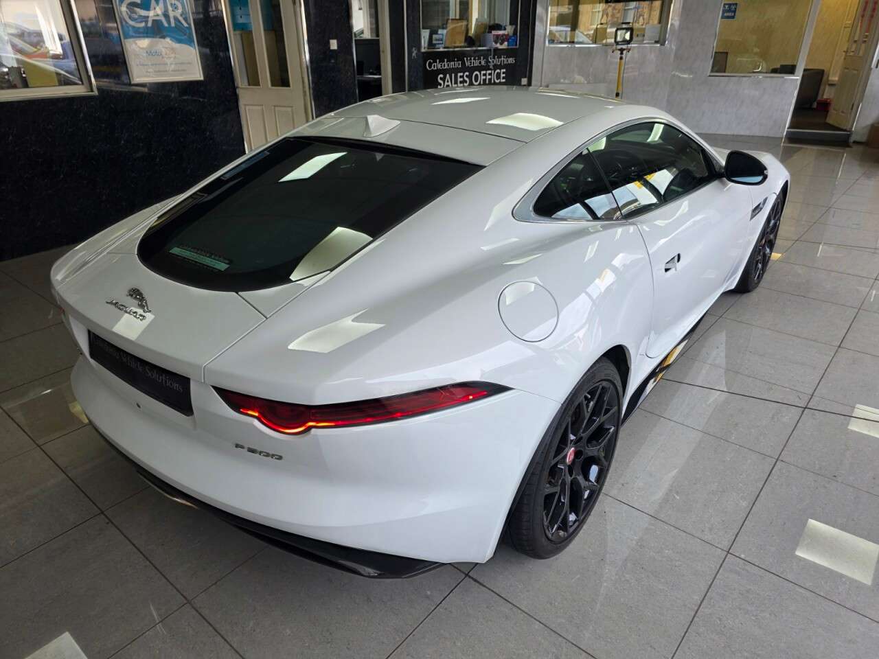 2019 JAGUAR F-TYPE 2019 JAGUAR F-TYPE