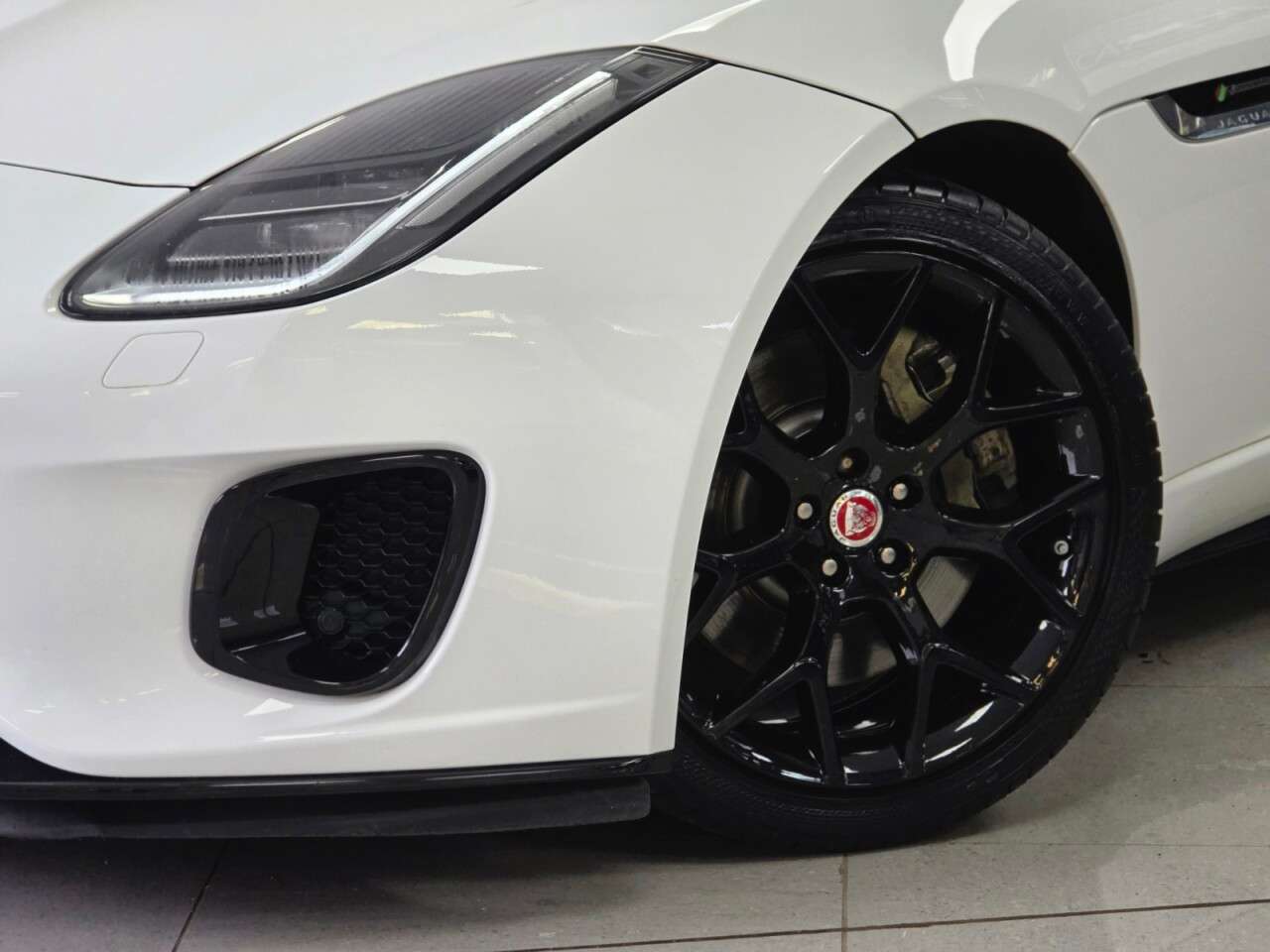 2019 JAGUAR F-TYPE 2019 JAGUAR F-TYPE