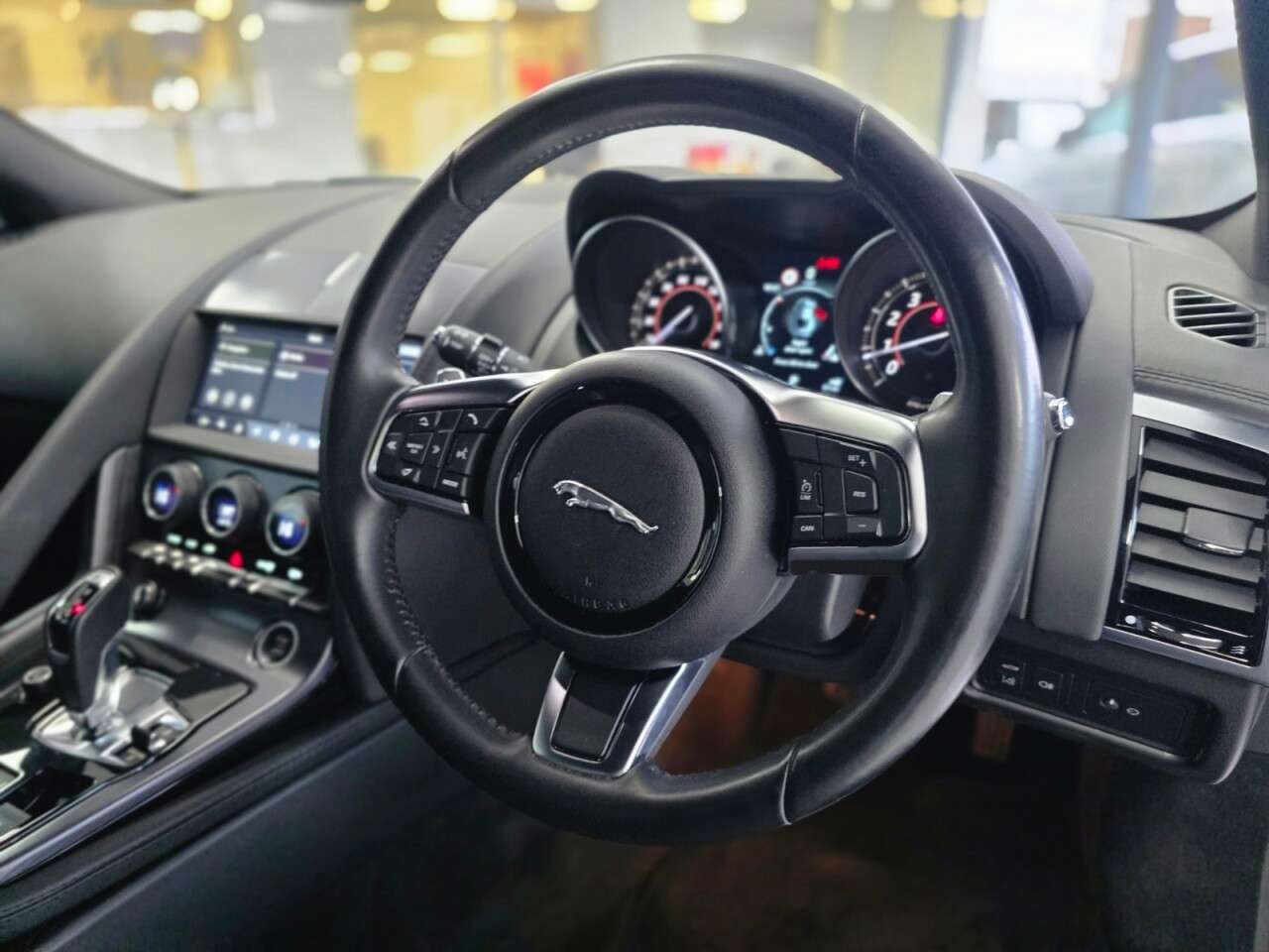 2019 JAGUAR F-TYPE 2019 JAGUAR F-TYPE