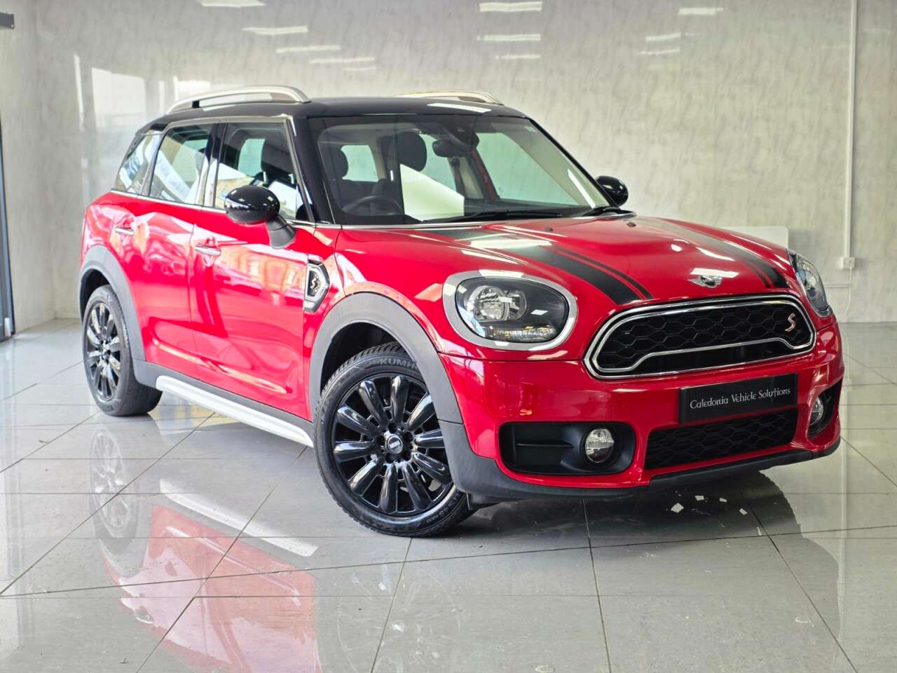 A 2017 MINI COUNTRYMAN 2.0 Cooper S SUV 5dr Petrol Manual Euro 6 (s/s) (192 ps) A 2017 MINI COUNTRYMAN 2.0 Cooper S SUV 5dr Petrol Manual Euro 6 (s/s) (192 ps)