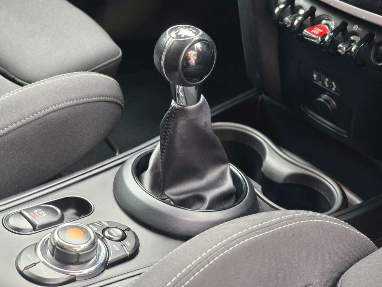 2017 MINI COUNTRYMAN 2017 MINI COUNTRYMAN