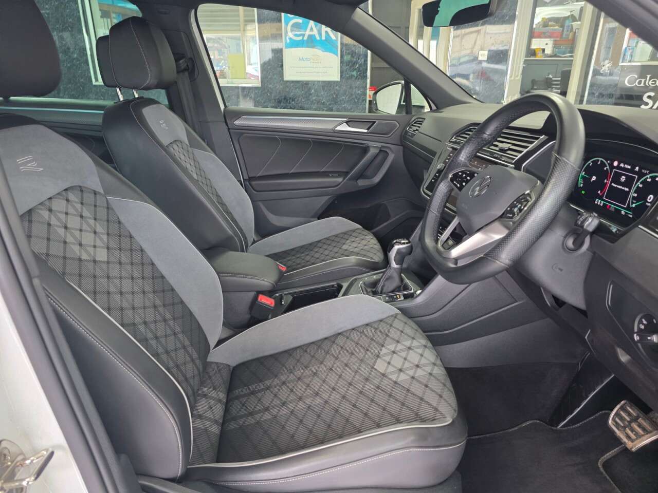 2023 VOLKSWAGEN TIGUAN 2023 VOLKSWAGEN TIGUAN