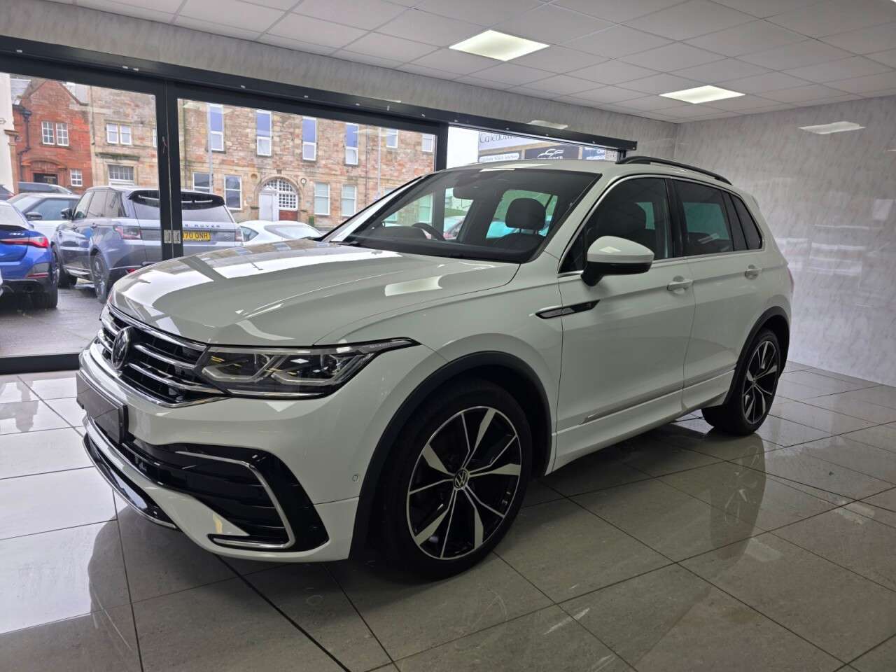 2023 VOLKSWAGEN TIGUAN 2023 VOLKSWAGEN TIGUAN