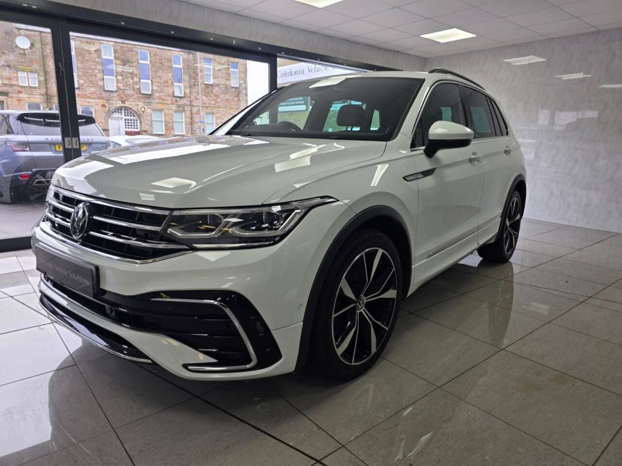 2023 VOLKSWAGEN TIGUAN 2023 VOLKSWAGEN TIGUAN