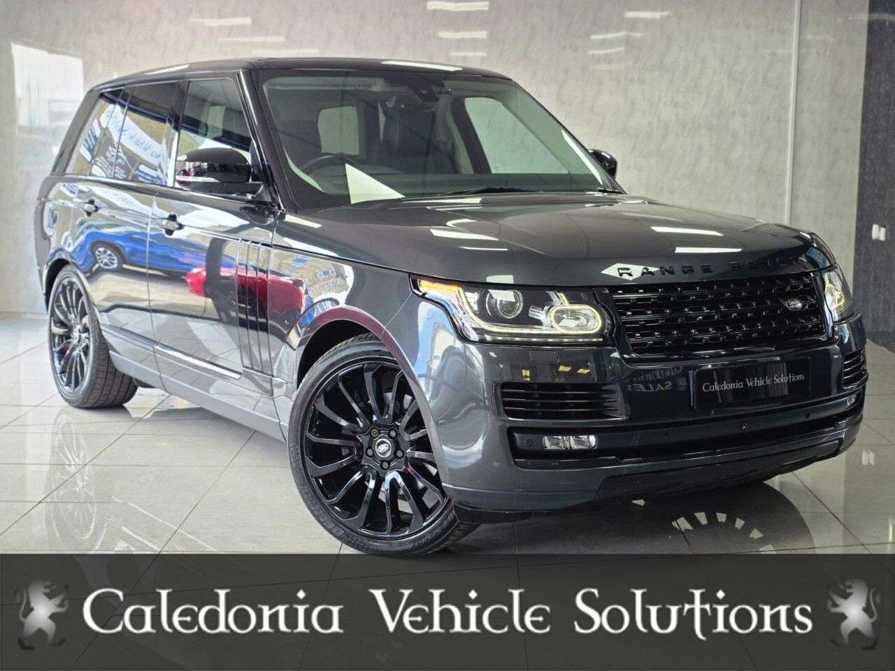 A 2016 LAND ROVER RANGE ROVER 3.0 TD V6 Autobiography SUV 5dr Diesel Auto 4WD Euro 6 (s/s) (258 ps) LOW M A 2016 LAND ROVER RANGE ROVER 3.0 TD V6 Autobiography SUV 5dr Diesel Auto 4WD Euro 6 (s/s) (258 ps) LOW M